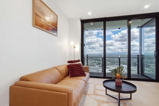 Elevated Broadbeach Stay at The Star - Tower 2 - 6