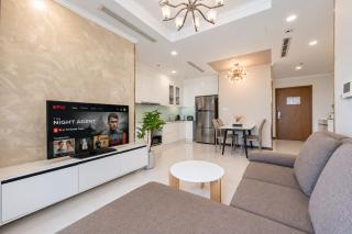 Beautiful High Floor 2BR at Landmark Plus with Daily Fresh Towels and Netflix TV - 8