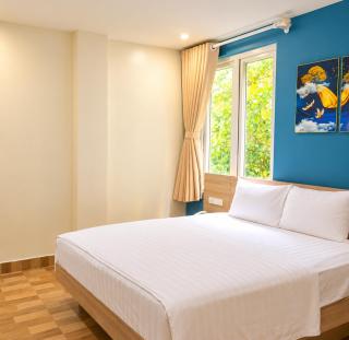 Rosy Travel - Violet Hotel - Ilha de Cát Bà - 0