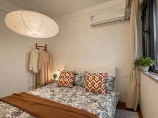 Gongxi Brand New 2BR Apart ment TOP RATED Host Managed By 5-Year Near Subway SDGG-502 - 1