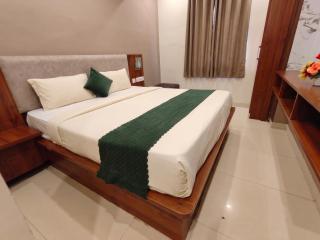FabHotels Royalcrest - 7