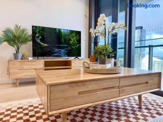 Skyline Poetry - 1BR Premium Stay in QWR - 2