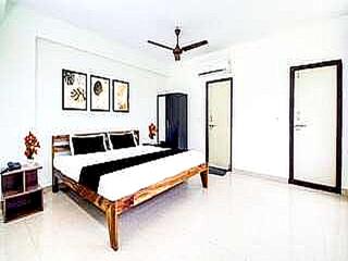 Collection O Saraswathi Park Formerly Spar Grand - 8
