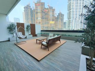 Renovated 1BR with Huge Terrace in Business Bay - 7