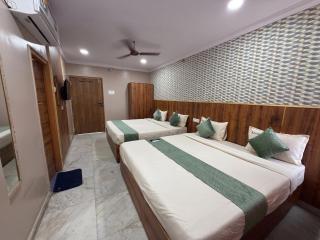FabHotels Zyvora Haven - 6