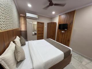 FabHotels Zyvora Haven - 5
