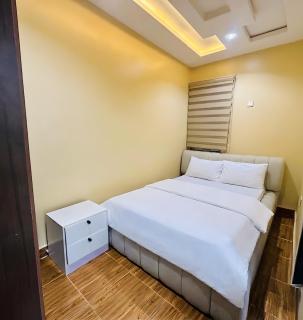 Amazing Grace Apartments Luxury 4-Bed Duplex - 1