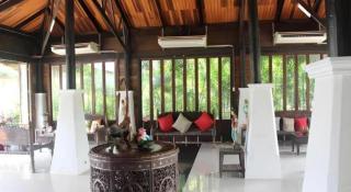 Chivaree Hotel and Resort - 3