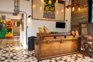 River Art Hotel - 5