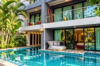 River Art Hotel - 4