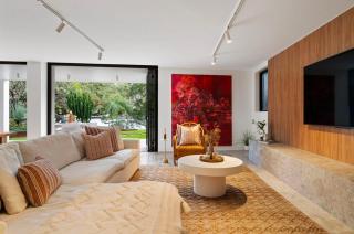 Luxury 3BR Home by the Brisbane River - 1