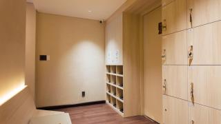 Metrolux City Contemporary Hotel - 6