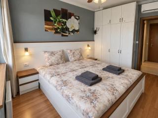 Belvedere DeLuxe Apartment Н70 Mountain View - 5