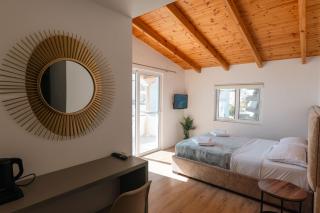 Andrea Boutique Hotel - 1