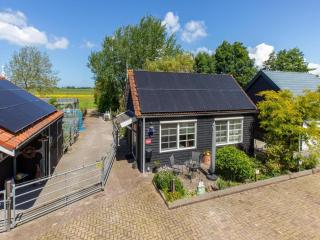Holiday Home in Zeeland with Romantic Terrace - 4