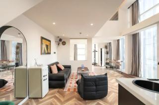 Room2Dream City Fully Furnished Suite Apartment - 6