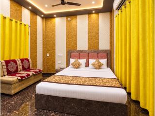 Ram Nagri Ayodhya Heritage Retreat - Hotel OM NAMO SHREE Near Shri Ram Janmabhoomi, Hanuman Garhi & Ram Ki Paidi Premium AC Rooms With Free Wi-Fi & Family Stay - 4
