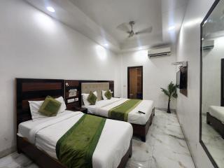 Oly Hotel Excelente Near New Delhi Railway Station - 7