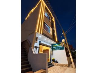 Hotel Garima Stay Ujjain - Exclusive Heritage Hotel Near Mahakaleshwar Temple with Elegant Interiors & Modern Amenities - Ujjain - 5