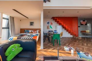 Room2Dream City Fully Furnished Suite Apartment - 5