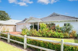 Salt & Skye- Enchanting Beach House - 7
