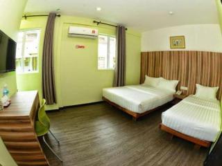 Sunshine Inn - 7