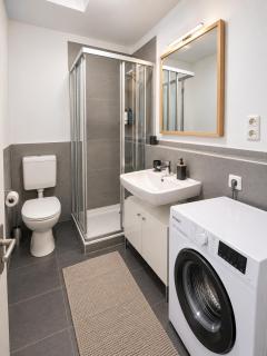 The Private Bungalow - Entire Home - 6