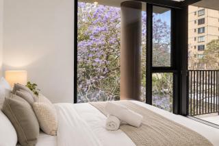 Indooroopilly Central-2BR 2BA with Free Parking - 8