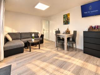 1,5 Zimmer Apartment in S-Bahn Nähe, 35 qm, max 4 Pers, zentral, private Terasse, Internet 250 MBit - 5