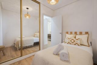 Amplio piso Moncloa - 9