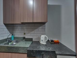 Apartemen Transpark Cibubur By Bestieroom - 3