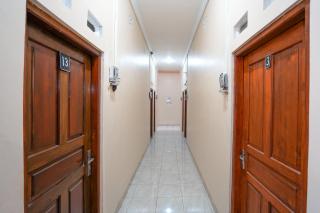 RedDoorz Syariah at Homestay Attin Tugu Jogja - 1