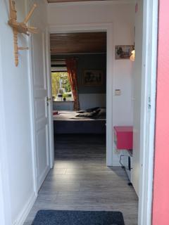 Cosy non smoking Cabin close to beach,Alnö - 4