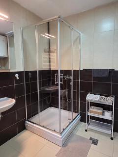 Modern Cozy Studio Apartment 2 - Quiet and Fully Equipped - 1