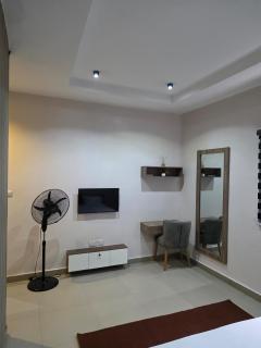 House 09 - 1