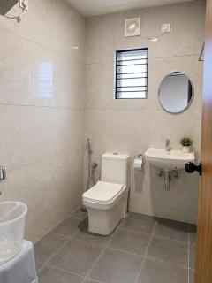 Hill View Suites - 1