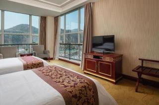 Vienna Hotel Yanan - 9