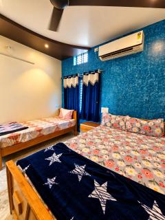 River Stone Home Stay - Hampi - 8