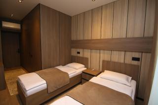 Sport Hotel 2 - 5