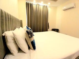 Premium Skyline 2BR Apartment Elysium Tower Islamabad - 6