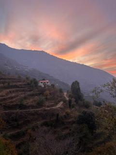 Cozy Mountain View Villa in Orchard - 2