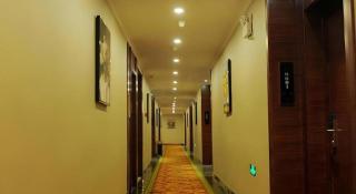 GreenTree Inn Hefei Feixi West People Road Guanyi Road Express Hotel - 1