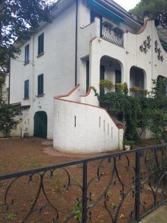 Villa con giardino vicina al mare - 9