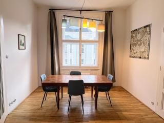 Spacious apartment in the heart of the Old Town - 6