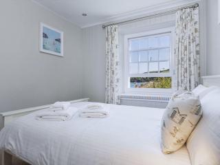 Primrose Cottage - 2