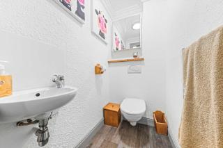 2 Ensuite Bedrooms Walk to town On Bus Route - 1
