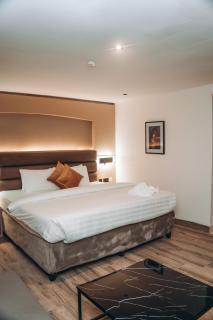 The pharaoh's hotel - 4