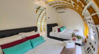 Twin Jets Resort - 9