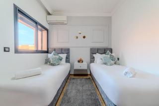 New! 2BR Cosy Stay - Hivernage- Pool View - Parking Near M Avenue & Rail - Marrakesh - 4