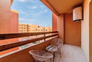 New! 2BR Cosy Stay - Hivernage- Pool View - Parking Near M Avenue & Rail - 3